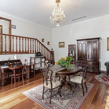 فيلة Theos House By *