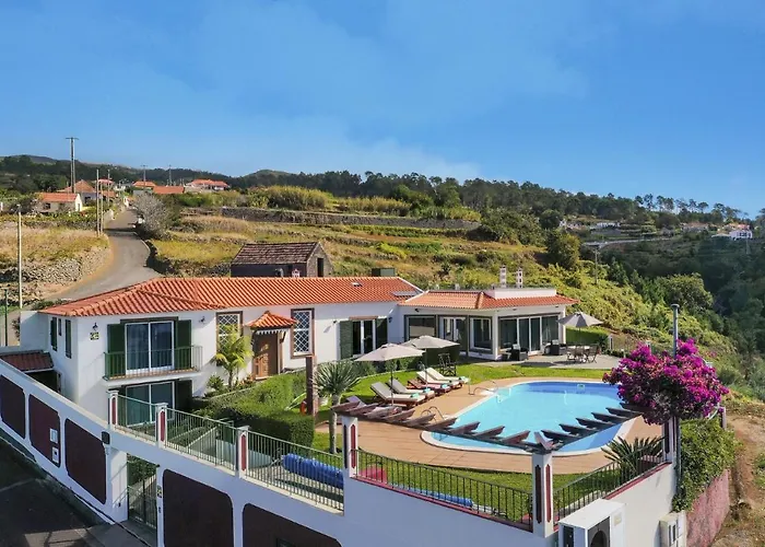 Theos House By * Fajã da Ovelha