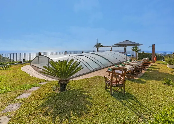 Villa Theos House By